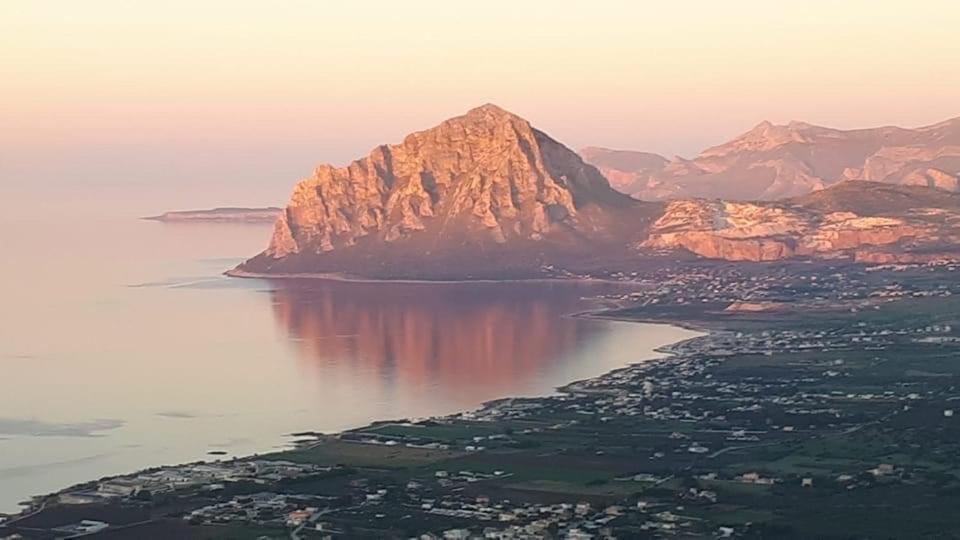 Casale Belvedere vista mare Valderice Eksteriør bilde